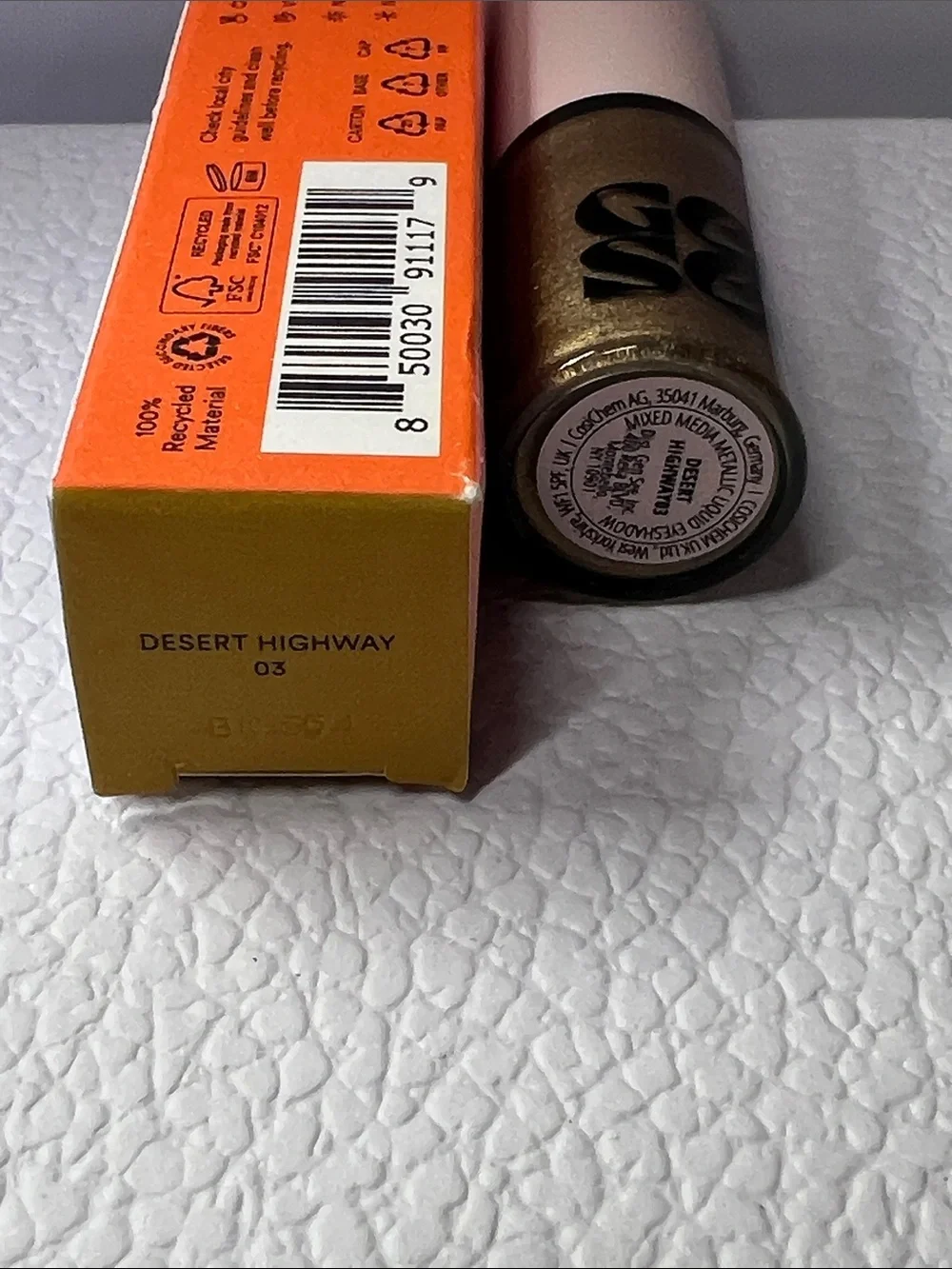 Gen See Metallic Liquid Eyeshadow in 03 Desert Highway